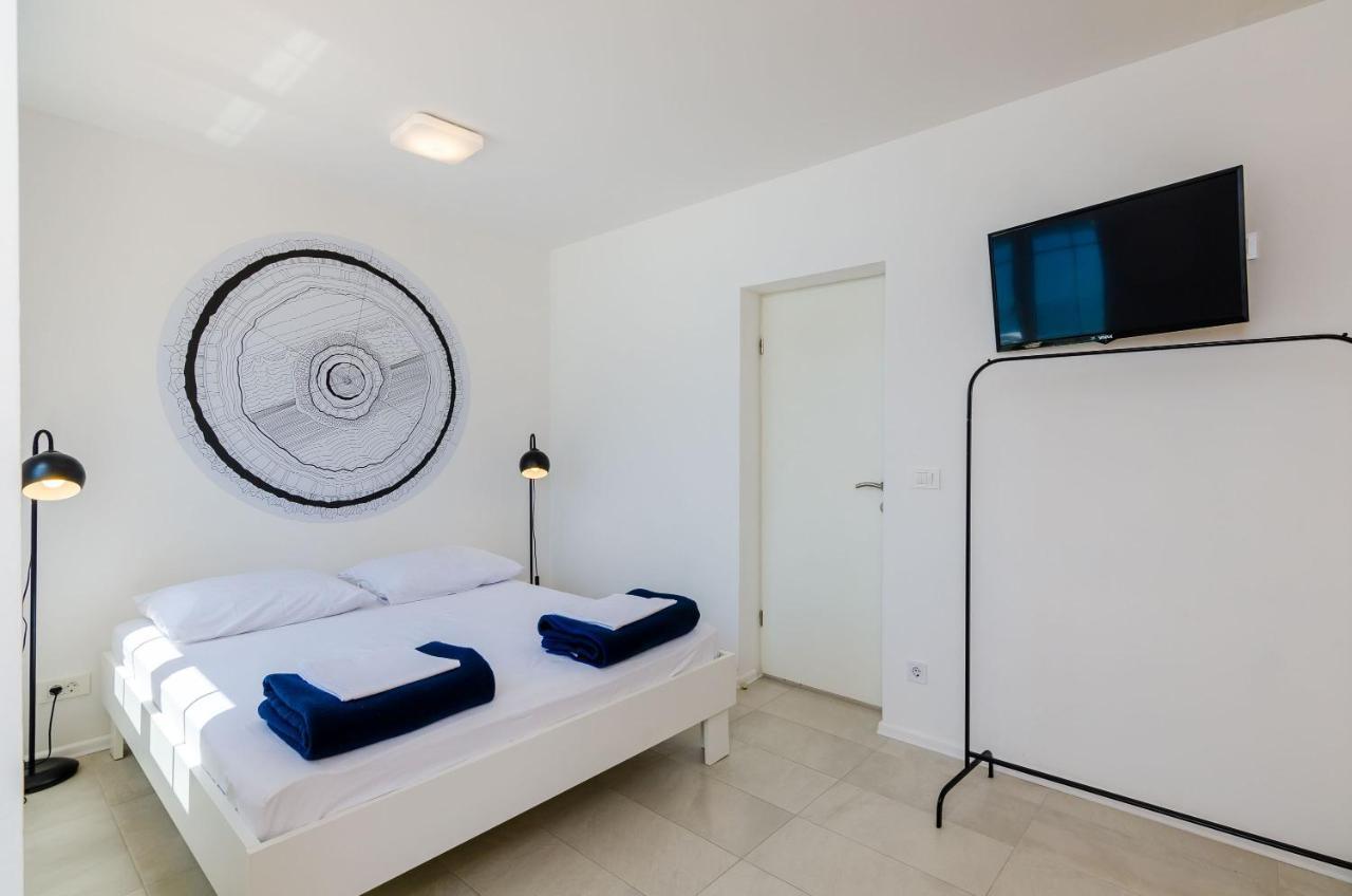 Apartments And Rooms By The Sea Slano, Dubrovnik - 8737 المظهر الخارجي الصورة